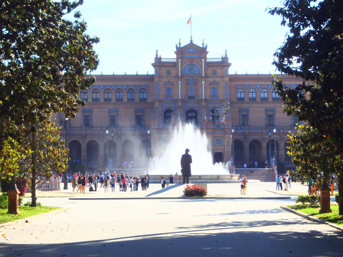 This is the Plaza de España.